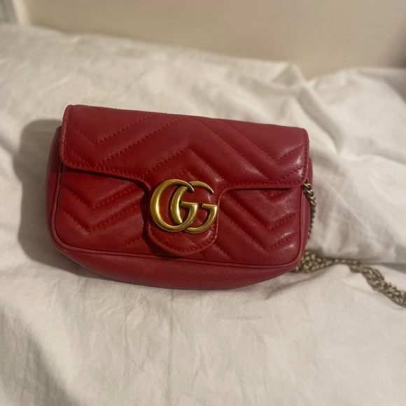 Gucci Handbags - Preloved Gucci Marmont shoulder bag